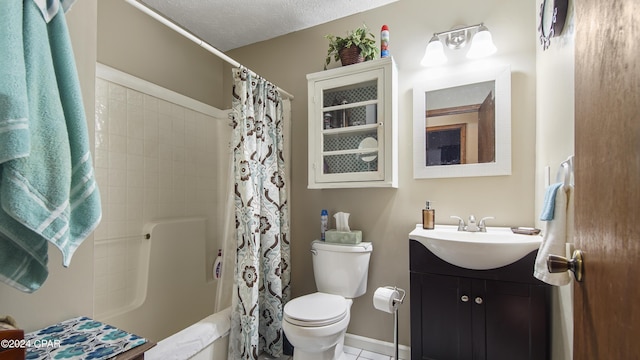 full bathroom featuring toilet, vanity, tile patterned floors, and shower / bathtub combination with curtain