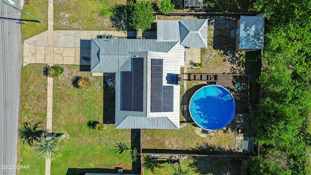 722 E Pine Forest Dr, Lynn Haven, FL 32444 - view of subject property featuring a pool
