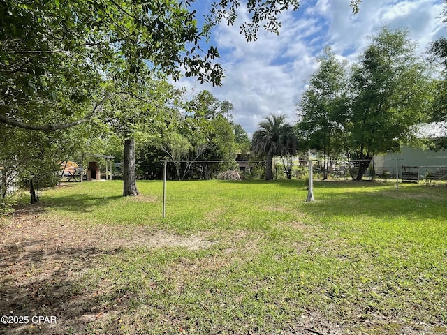4276 2nd Ave, Marianna, FL 32446 - view of yard