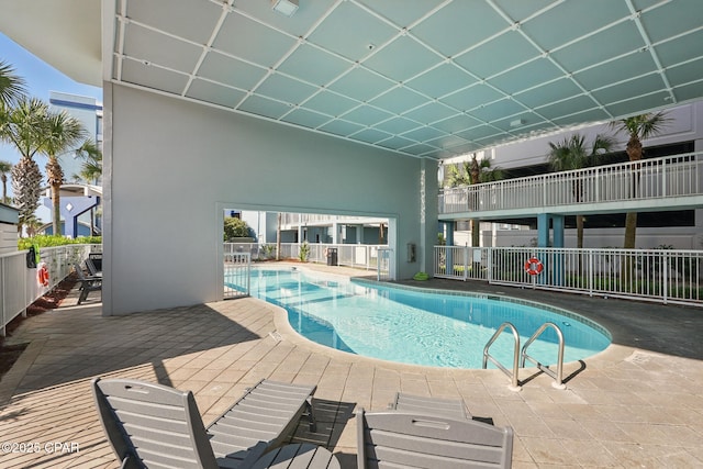 1515 SE Miracle Strip Pkwy Unit 609, Fort Walton Beach, FL 32548 - indoor community pool featuring a patio