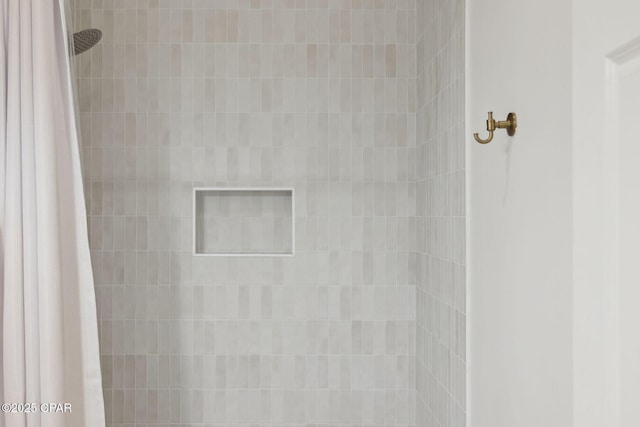 231 Somerset Bridge Rd Unit 1103, Santa Rosa Beach, FL 32459 - full bathroom featuring a tile shower