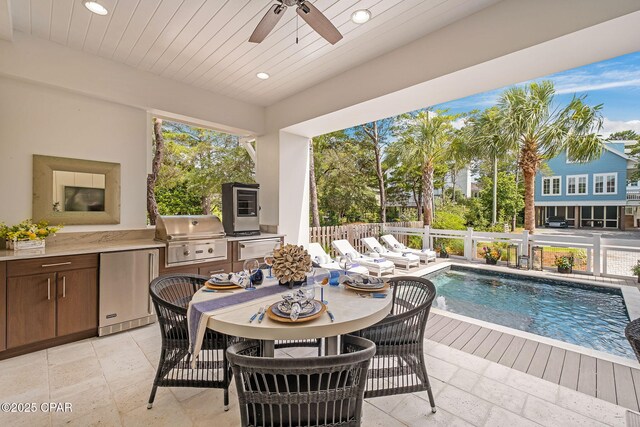 135 Buddy St, Santa Rosa Beach, FL 32459 - view of patio featuring ceiling fan and outdoor dining area
