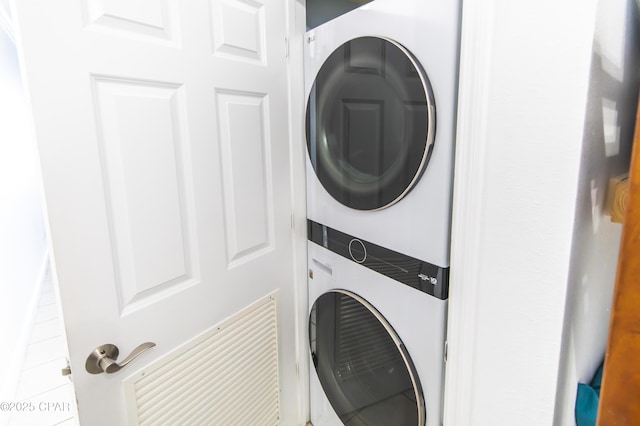 14701 Front Beach Rd Unit 1727, Panama City Beach, FL 32413 - laundry room with estacked washer and dryer