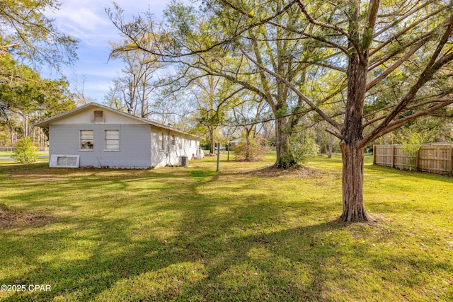 540 4th St, Chipley, FL 32428 - view of yard with cooling unit