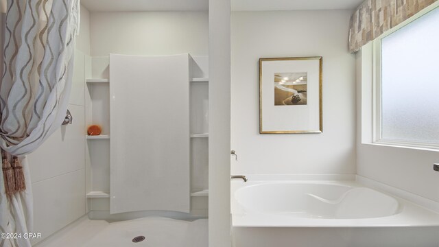 4132 Concord Blvd, Chipley, FL 32428 - full bath with a garden tub and a shower