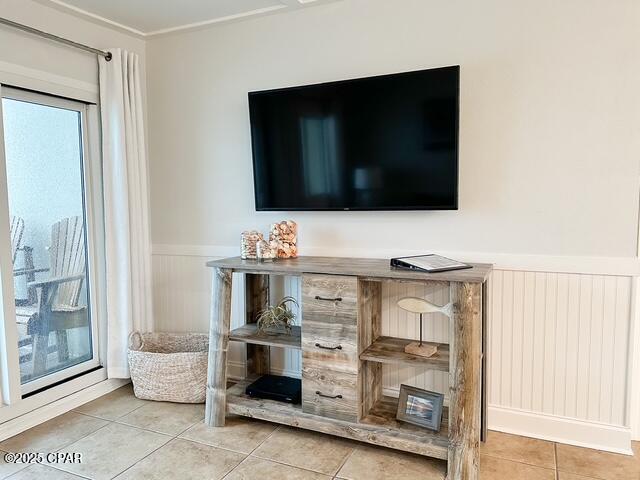 23223 Front Beach Rd Unit C3-602, Panama City Beach, FL 32413 - detailed view of wainscoting