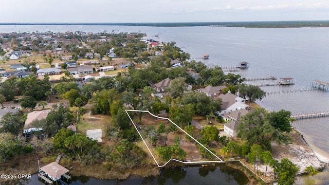 201 Harbour Pointe Dr, Lynn Haven, FL 32444