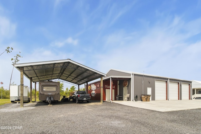 290 Rudys Blaze, Wewahitchka, FL 32465 - view of parking / parking lot featuring driveway