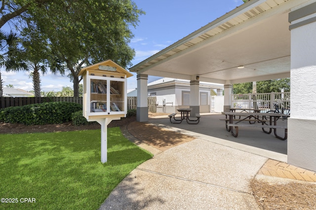 101 Loblolly Ct, Panama City Beach, FL 32413 - view of patio / terrace