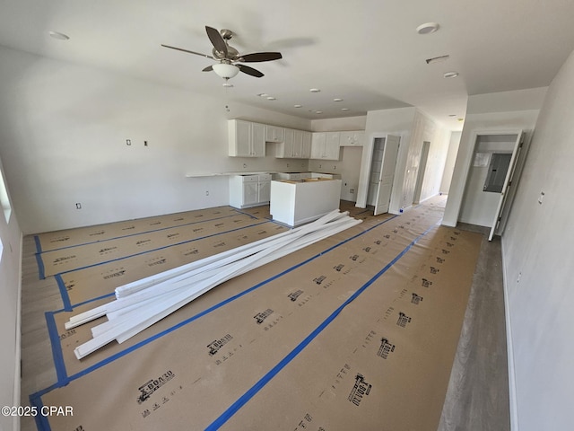 7682 Solana Ln Unit 55, Panama City Beach, FL 32407 - unfurnished living room featuring ceiling fan