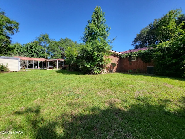 4010 Old Cottondale Rd, Marianna, FL 32448 - view of grassy yard