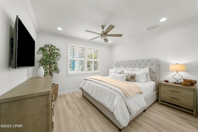8648 Conch Shell Ct, Panama City Beach, FL 32413 - bedroom with crown molding, light wood-type flooring, recessed lighting, and a ceiling fan