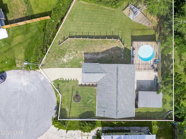 4004 E 7th Cir, Panama City, FL 32404 - aerial overview of property's location featuring property boundaries highlighted