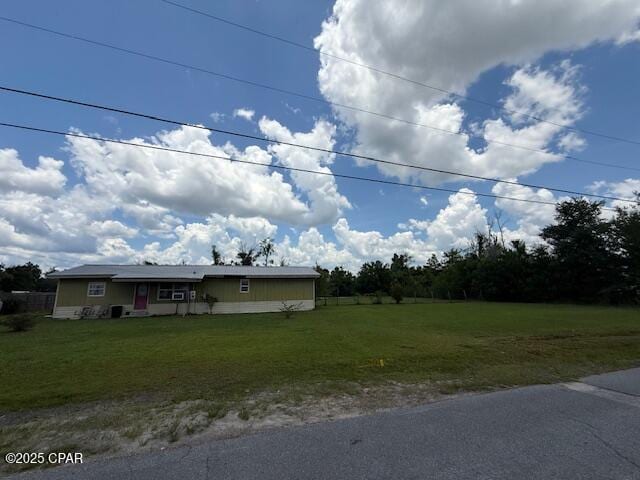 2735 E 12th St, Panama City, FL 32401 - view of grassy yard