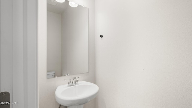 4866 Windrow Way, Panama City, FL 32404 - bathroom featuring a sink