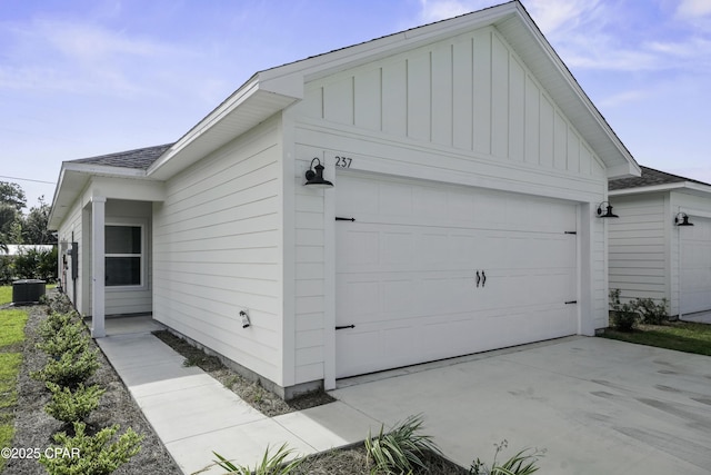 237 Mosaic Dr Unit 42, Port St Joe, FL 32456 - view of garage