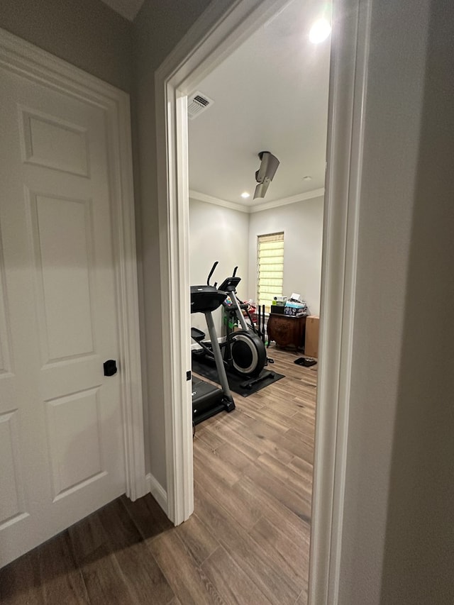 1733 Overhill Dr, San Angelo, TX 76904 - workout room with ornamental molding, wood finished floors, baseboards, and recessed lighting