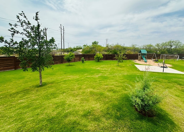 1733 Overhill Dr, San Angelo, TX 76904 - view of yard featuring a playground