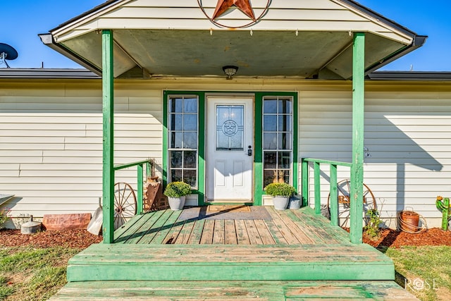 view of property entrance