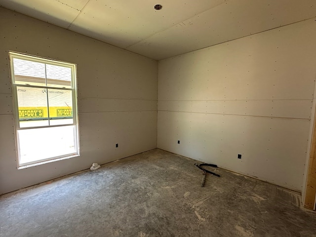 3121 Cedarhill Dr, San Angelo, TX 76904 - view of empty room