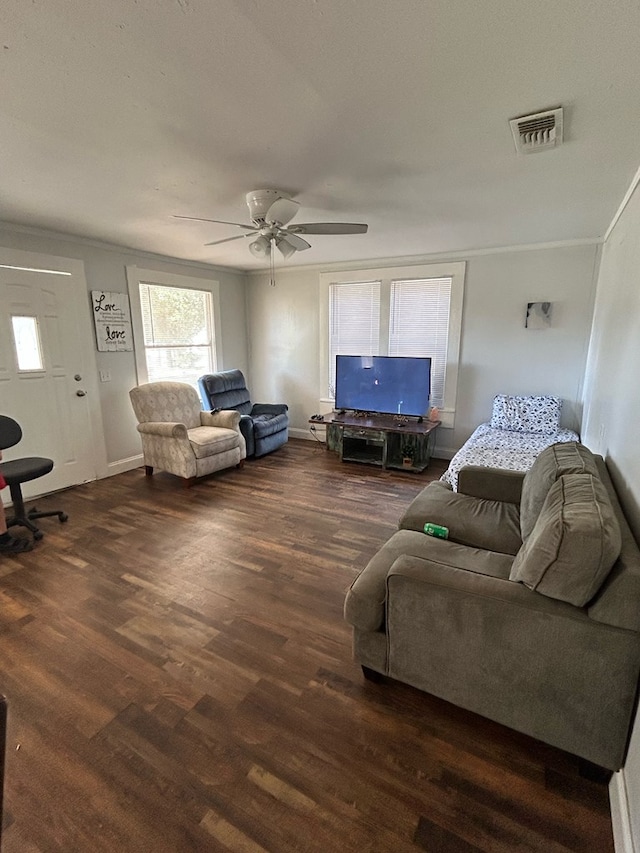 15E 24th St, San Angelo, TX 76903 - living room featuring wood finished floors and ceiling fan