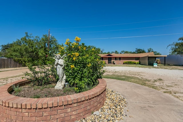 2458 Fishermans Rd, San Angelo, TX 76904 - view of yard