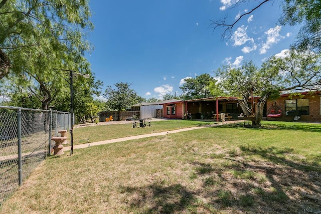 2458 Fishermans Rd, San Angelo, TX 76904 - view of yard