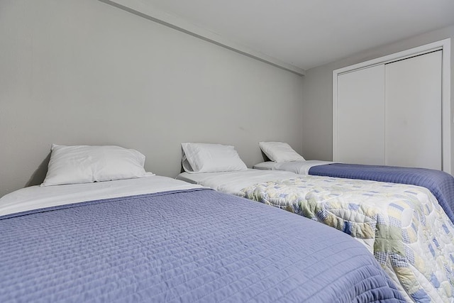 2458 Fishermans Rd, San Angelo, TX 76904 - bedroom with a closet