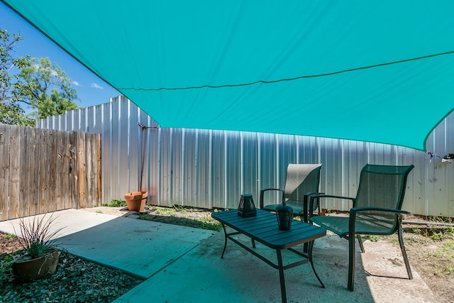 2458 Fishermans Rd, San Angelo, TX 76904 - view of patio / terrace