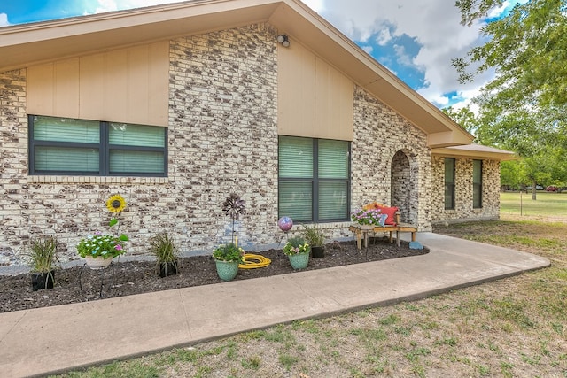 view of property exterior
