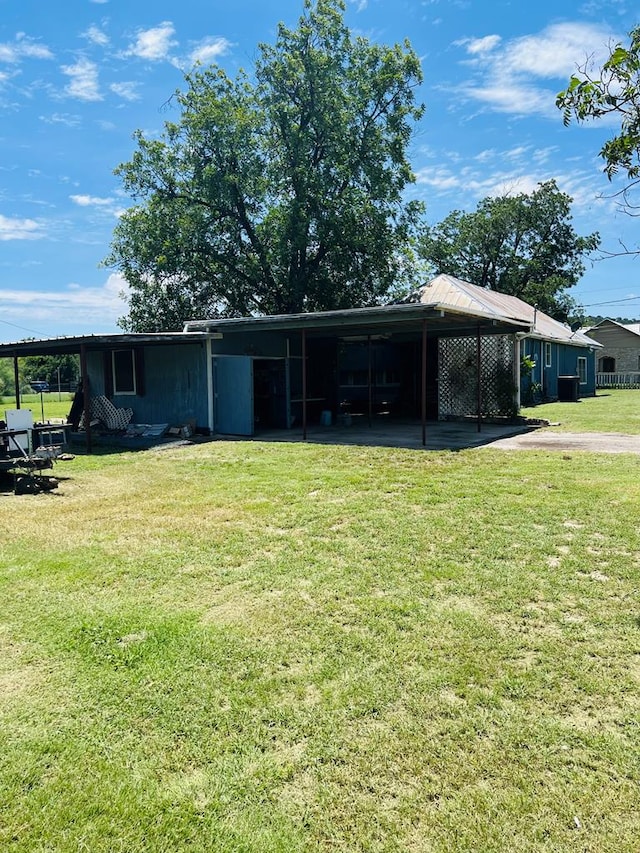 810 N 11th St, Junction, TX 76849 - photo 16