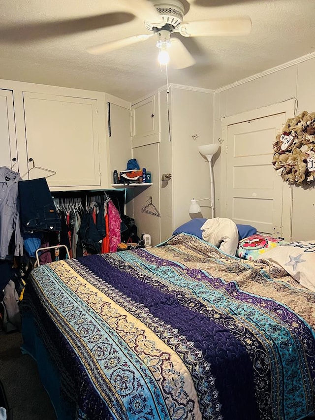 810 N 11th St, Junction, TX 76849 - bedroom featuring ceiling fan