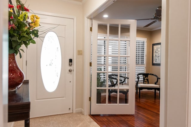 5213 Green Valley Trl, San Angelo, TX 76904 - foyer with crown molding and ceiling fan