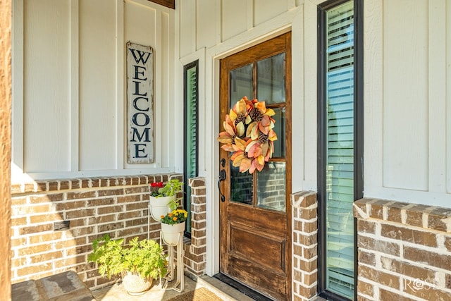 view of property entrance