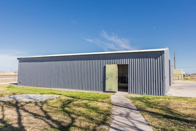 view of outbuilding