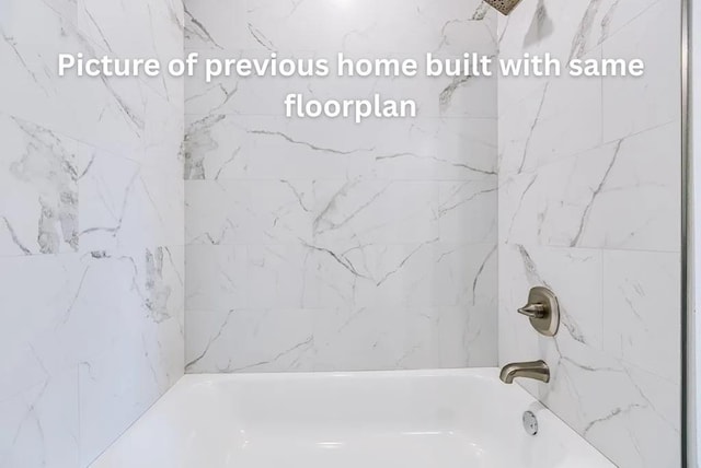 314 W 12th St, San Angelo, TX 76903 - full bath with bathtub / shower combination