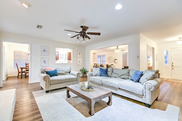 2805 Alta Vista Ln, San Angelo, TX 76904 - living area featuring a ceiling fan, wood finished floors, and recessed lighting