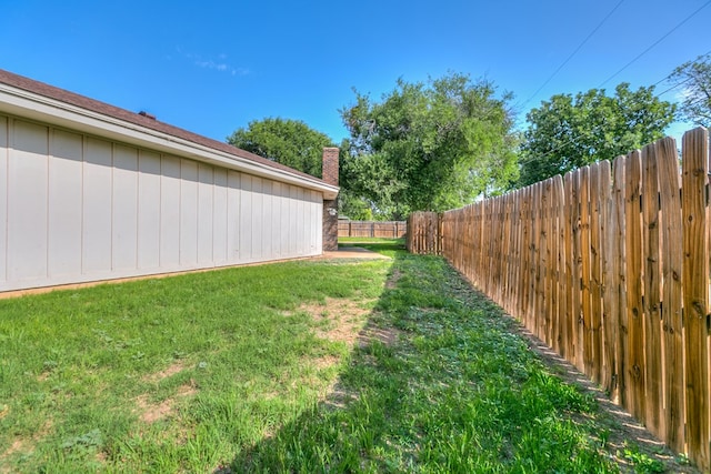 2410 Louise Dr, San Angelo, TX 76901 - view of yard