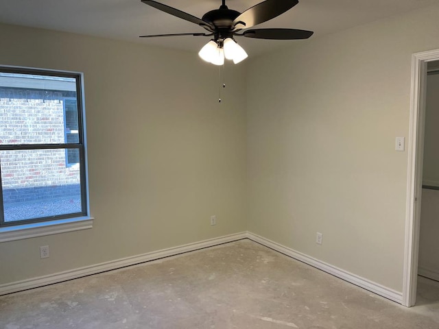 unfurnished room with ceiling fan