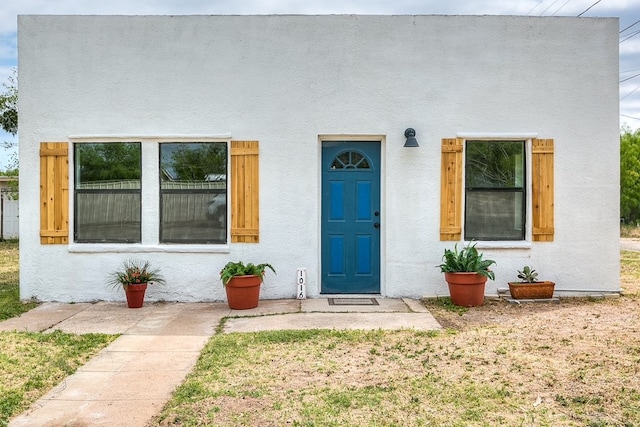 1016 N Campus Blvd, San Angelo, TX 76901 - view of exterior entry featuring stucco siding