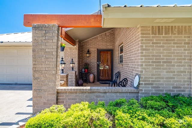 1729 Parkview Dr, San Angelo, TX 76904 - property entrance featuring brick siding