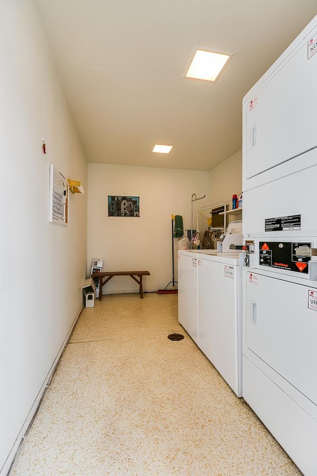 220-K W Twohig Ave, San Angelo, TX 76901 - communal laundry room featuring stacked washer / dryer and separate washer and dryer