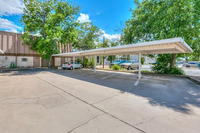 220-K W Twohig Ave, San Angelo, TX 76901 - view of covered parking lot