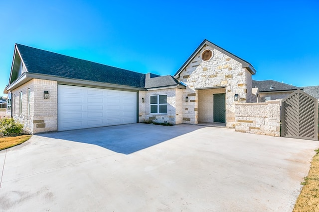 view of front facade with a garage