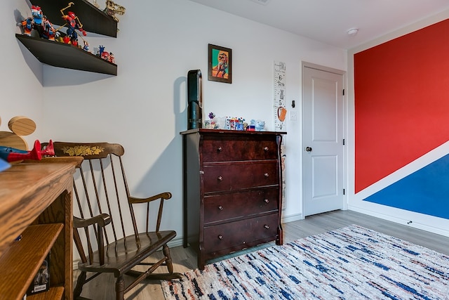 1501 Montague Ave, San Angelo, TX 76905 - living area with wood finished floors and baseboards