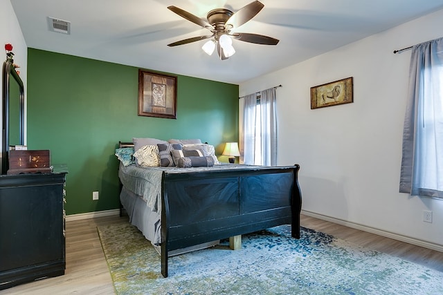 1501 Montague Ave, San Angelo, TX 76905 - bedroom with wood finished floors and ceiling fan