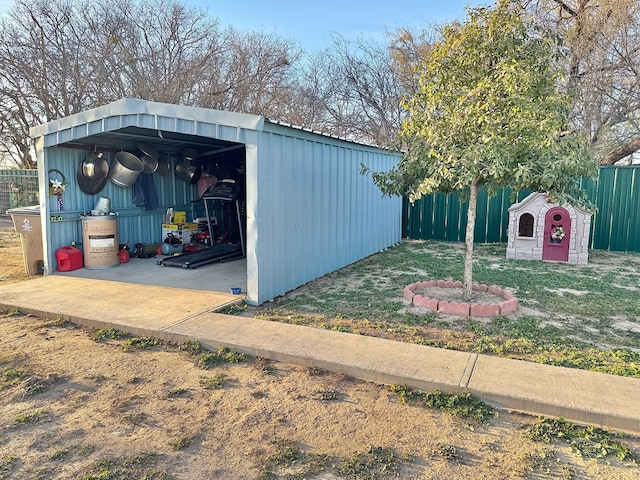 view of outbuilding