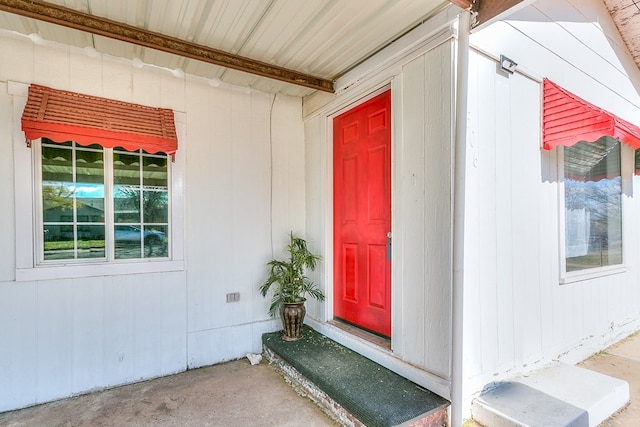 view of entrance to property