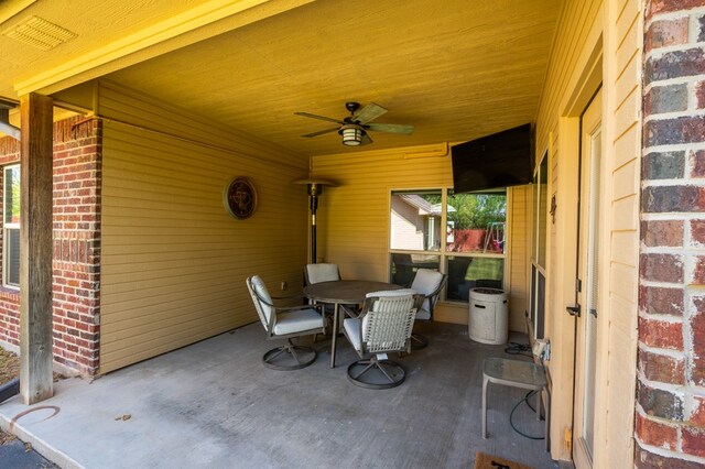 3918 Caroline Ln, San Angelo, TX 76904 - view of patio / terrace