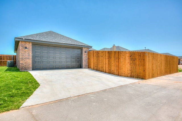 3609 Clearview Dr, San Angelo, TX 76904 - view of detached garage